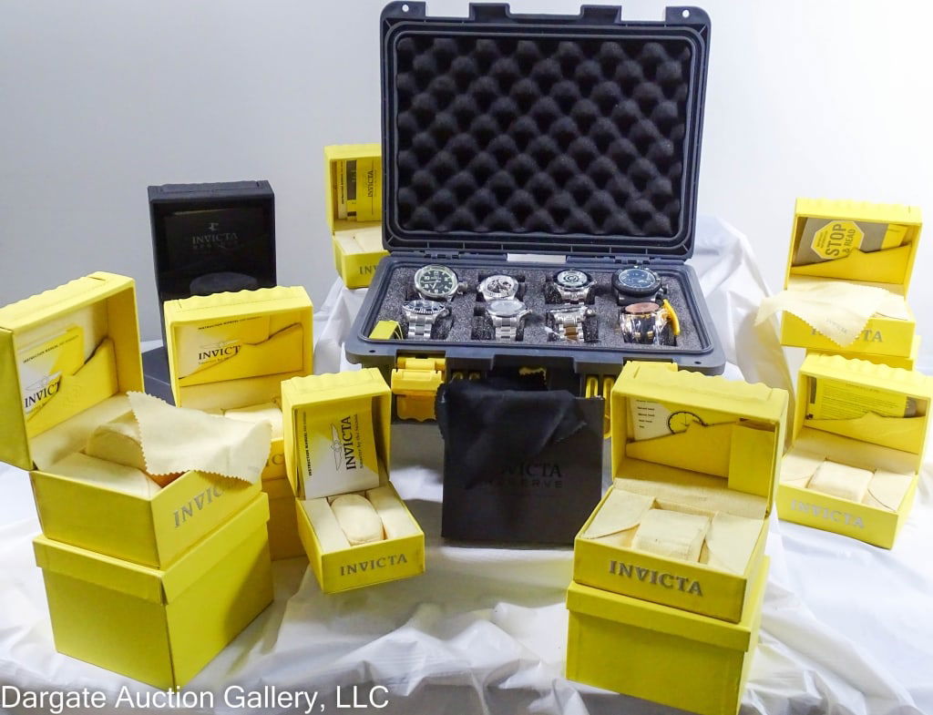 8 INVICTA PRO DIVER WATCHES: Includes: Reserve Grand Diver No 1017 / 47mm / Stainless Steel / 26j Automatic (runs) / 500m water resistance // Pro Diver Signature Collection No 4342 / 51.5mm / Stainless Steel / Quartz / 100m water