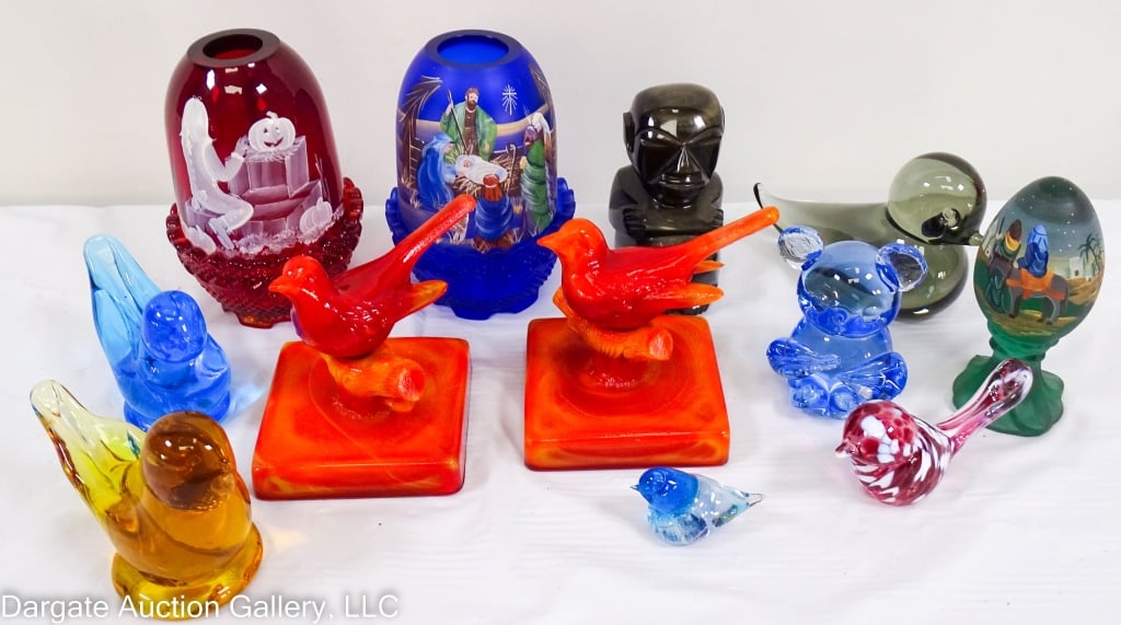 12 GLASS BIRDS FAIRY LAMPS FENTON WESTMORELAND: 2 orange slag glass bird on stump Westmoreland; 2 Fenton fairy lamps, blue nativity and Halloween both hand painted & artist signed; hand painted and artist signed Road to Bethlehem Fenton egg on stan