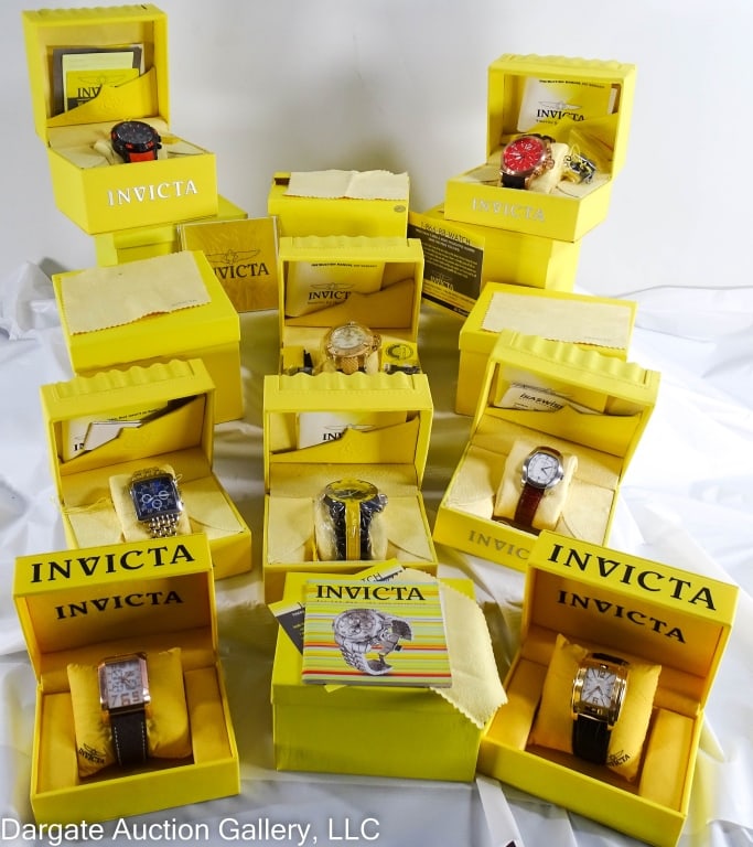 8 ASSORTED INVICTA WATCHES WITH BOXES: Includes: Sea Spider No 14866 / 48mm / Stainless Steel / Quartz Chronograph / 50m water resistance // No 4233 / Stainless Steel / Quartz / 50m water resistance // Tonneau No 9444 / 35mm / Stainless St
