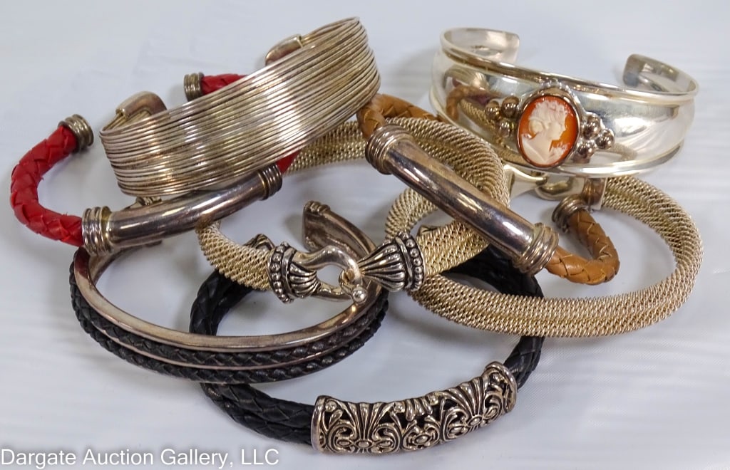 9 JOSEPHE ESPOSITO STERLING & LEATHER BRACELETS: All bracelets are from Joseph Esposito, some have leather with them, or are leather with Sterling enhancements; All are marked [ 925 ESPO SIG] / Includes: Sterling Silver cuff embedded with 2 ropes of