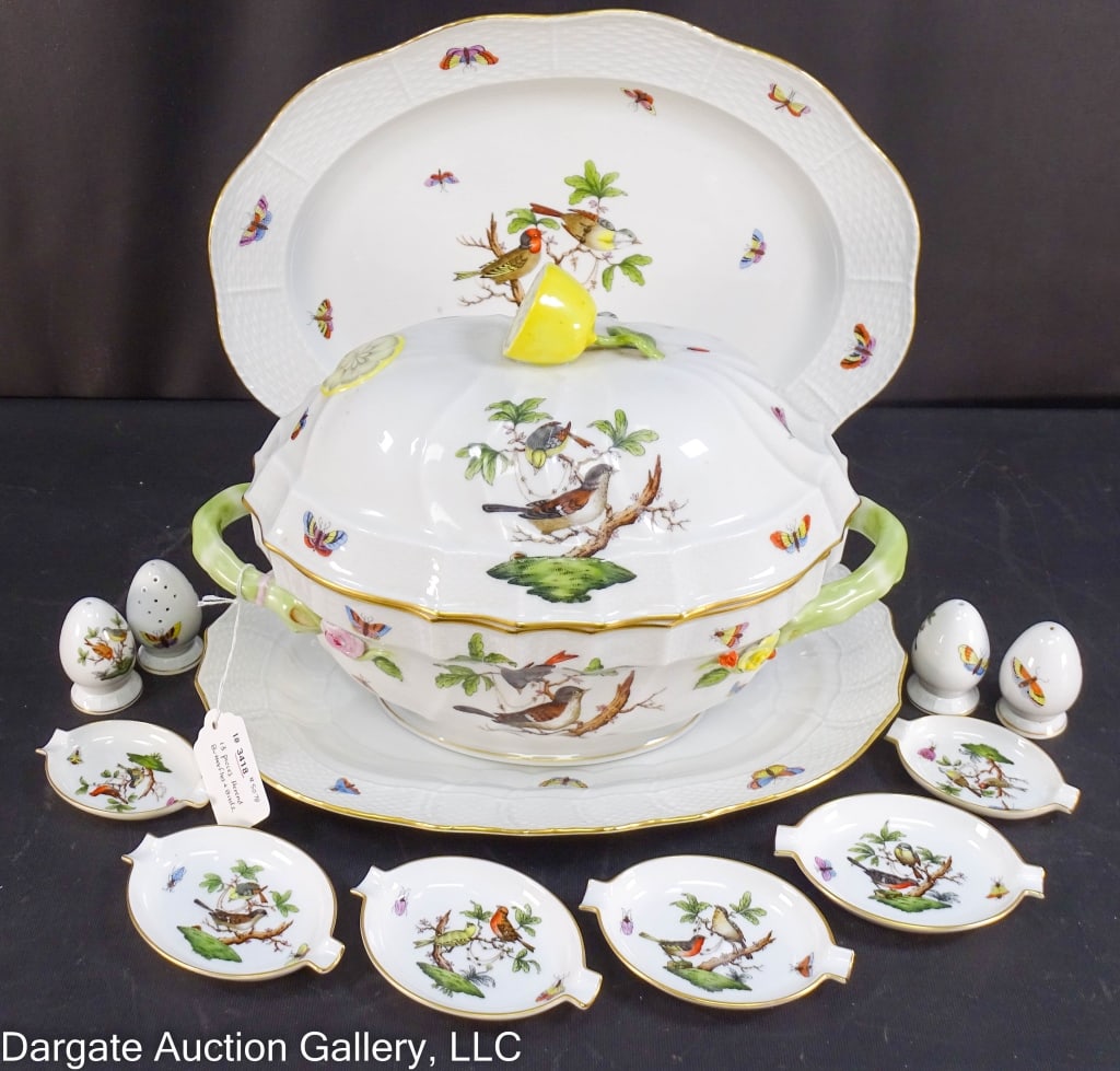 13pcs HEREND BIRDS & BUTTERFLIES INC. TUREEN: 13 pieces of Herend Birds & Butterflies, including: (1) 14.5" platter; (1) 13.25" platter; (1) 13"x8.5"x9" tureen; (2) 3.5" ashtrays; (4) 4.5" ashtrays; (4) egg shaped salt & pepper shakers.. Marked [