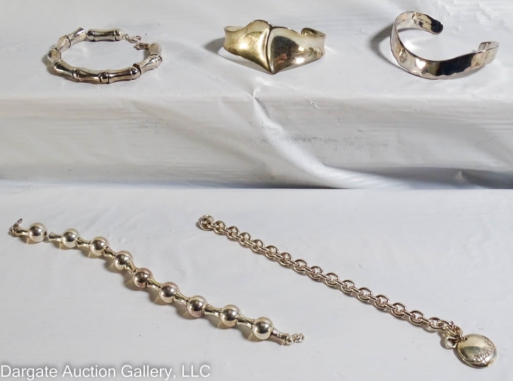 5 ROBERT LEE MORRIS STERLING BRACELETS: All marked RLM Studio 925 / Weight: 170.2g / Provenance: From the descendants of Lollie Oliver, Pittsburgh, PA/ ONLINE PAY MSG ****SEE TERMS AND CONDITIONS FOR SPECIAL PAYMENT REQUIREMENTS****