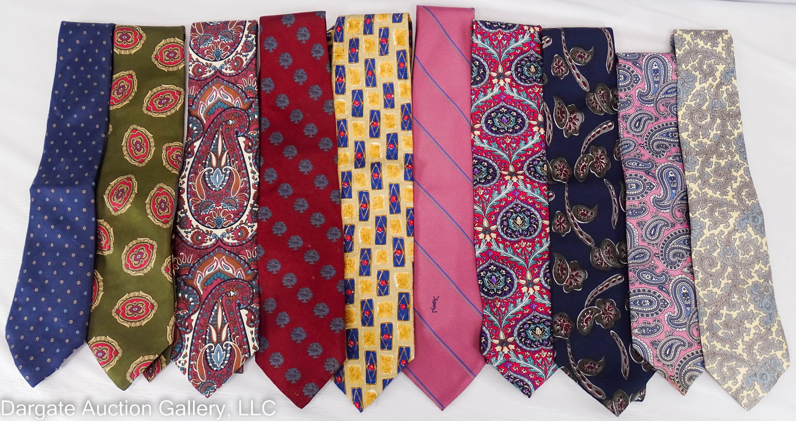 10 MEN'S DESIGNER TIES: Includes: (6) Christian Dior; (2) Givenchy; (1) YSL; (1) Lord and Taylor / Condition: Good condition