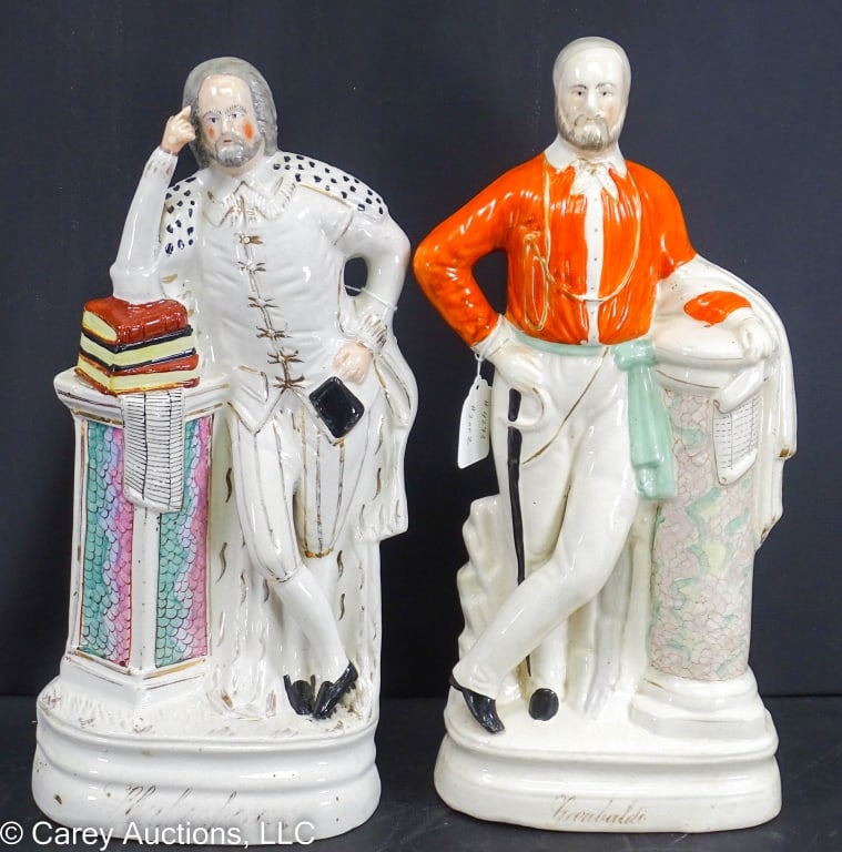 2 STAFFORDSHIRE PORCELAIN FIGURES INCL SHAKESPEARE (1 of 8)