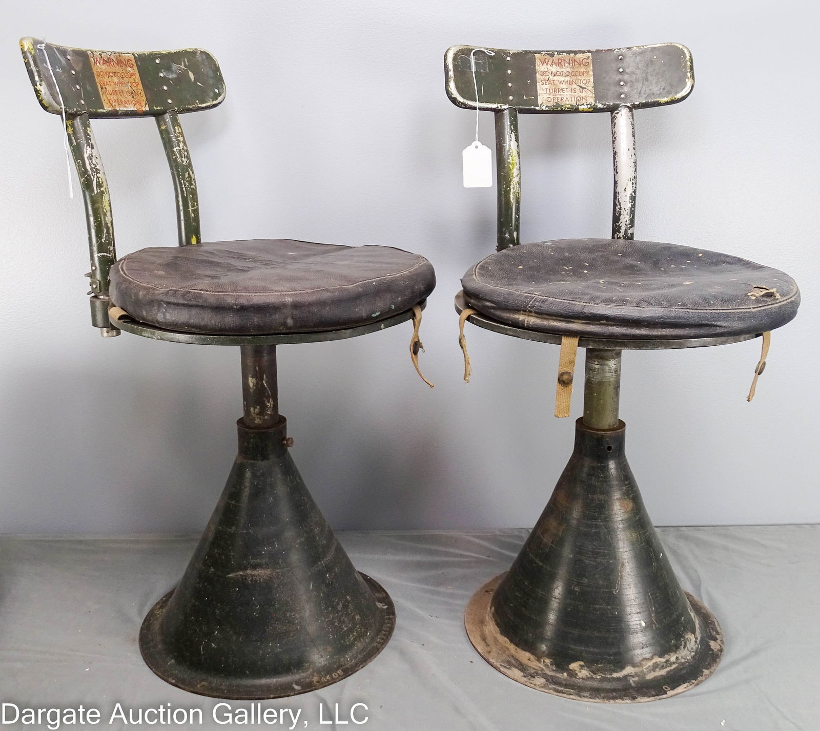 (2) WWII US B24 B17 G-1 BOMBER CREW OXYGEN TANKS (1 of 4)