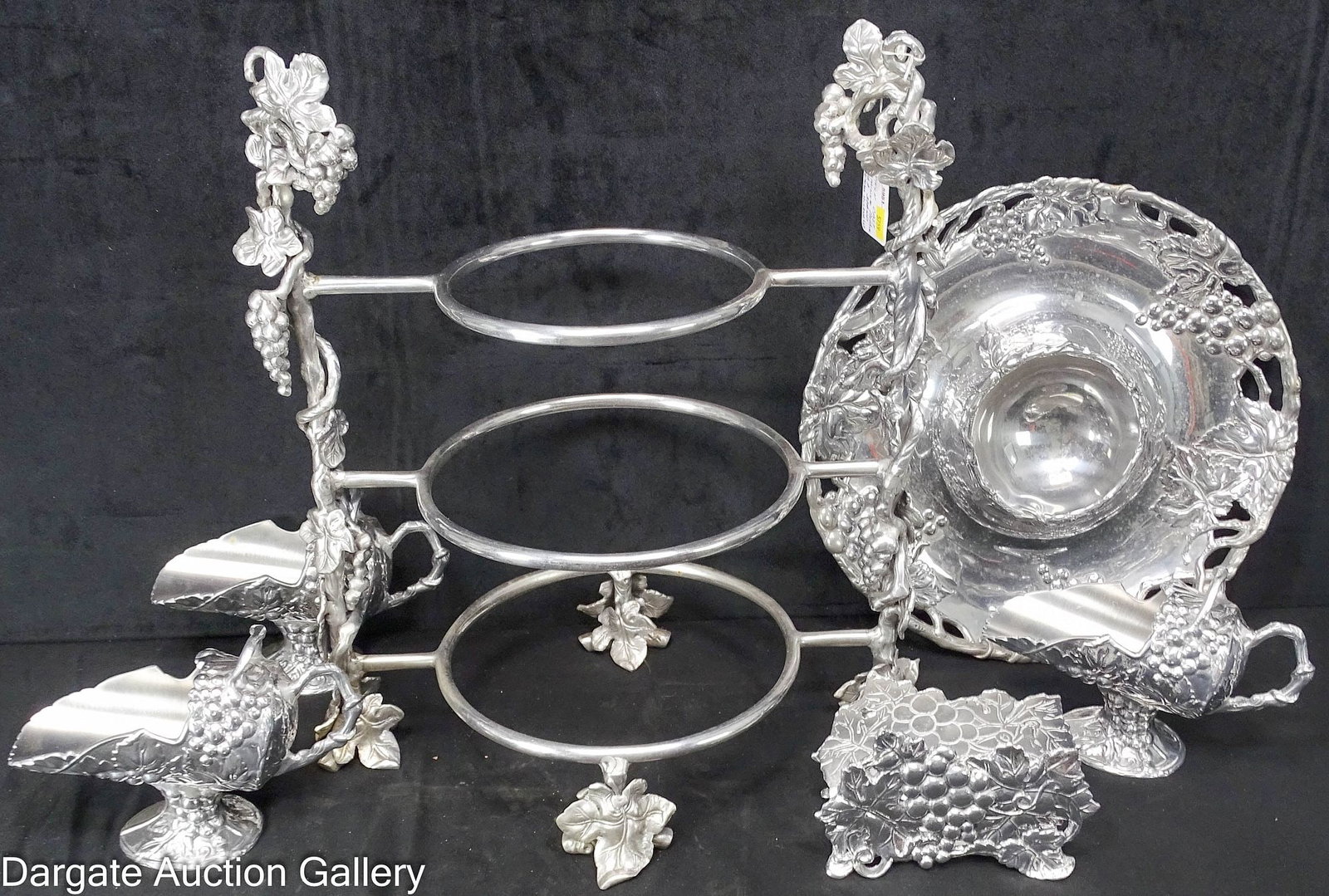 6 PIECES ARTHUR COURT GRAPE AND VINE BUFFET ITEMS (1 of 10)