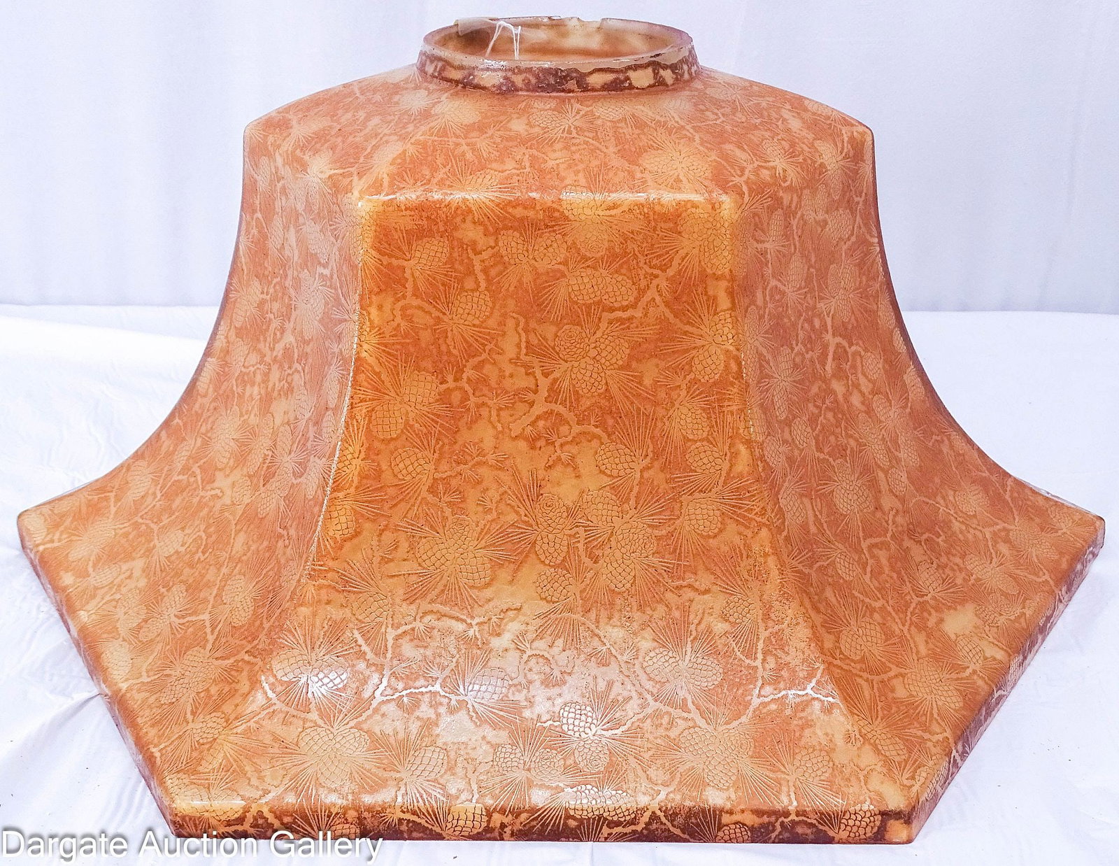 STEUBEN ATTRIBUTED HEXAGONAL GLASS TORCHIERE SHADE: A hexagonal shade attributed to Steuben for a torchiere floor lamp, with an all over etched pine needle and cone design; stained on the exterior to highlight the design; clear satin interior;
