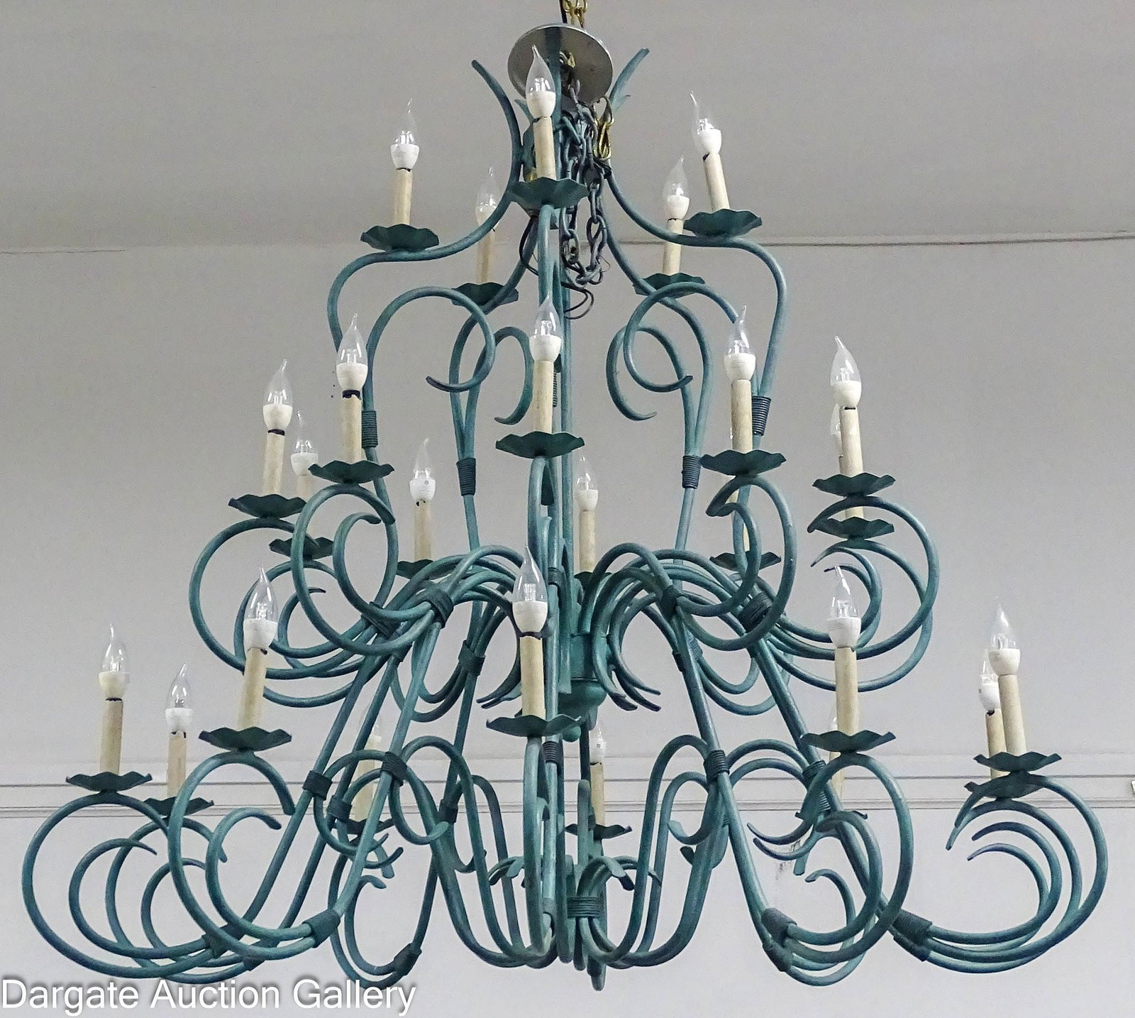 LARGE MODERN WROUGHT IRON FRENCH PROVINCIAL CHANDELIER (1 of 4)