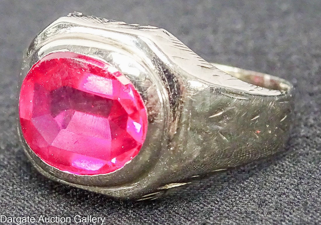 14k WHITE GOLD PINK SAPPHIRE RING: Pink sapphire (10mm x 5mm) set in 14k white gold; size 5.5; Total Gross Weight - 5.6g