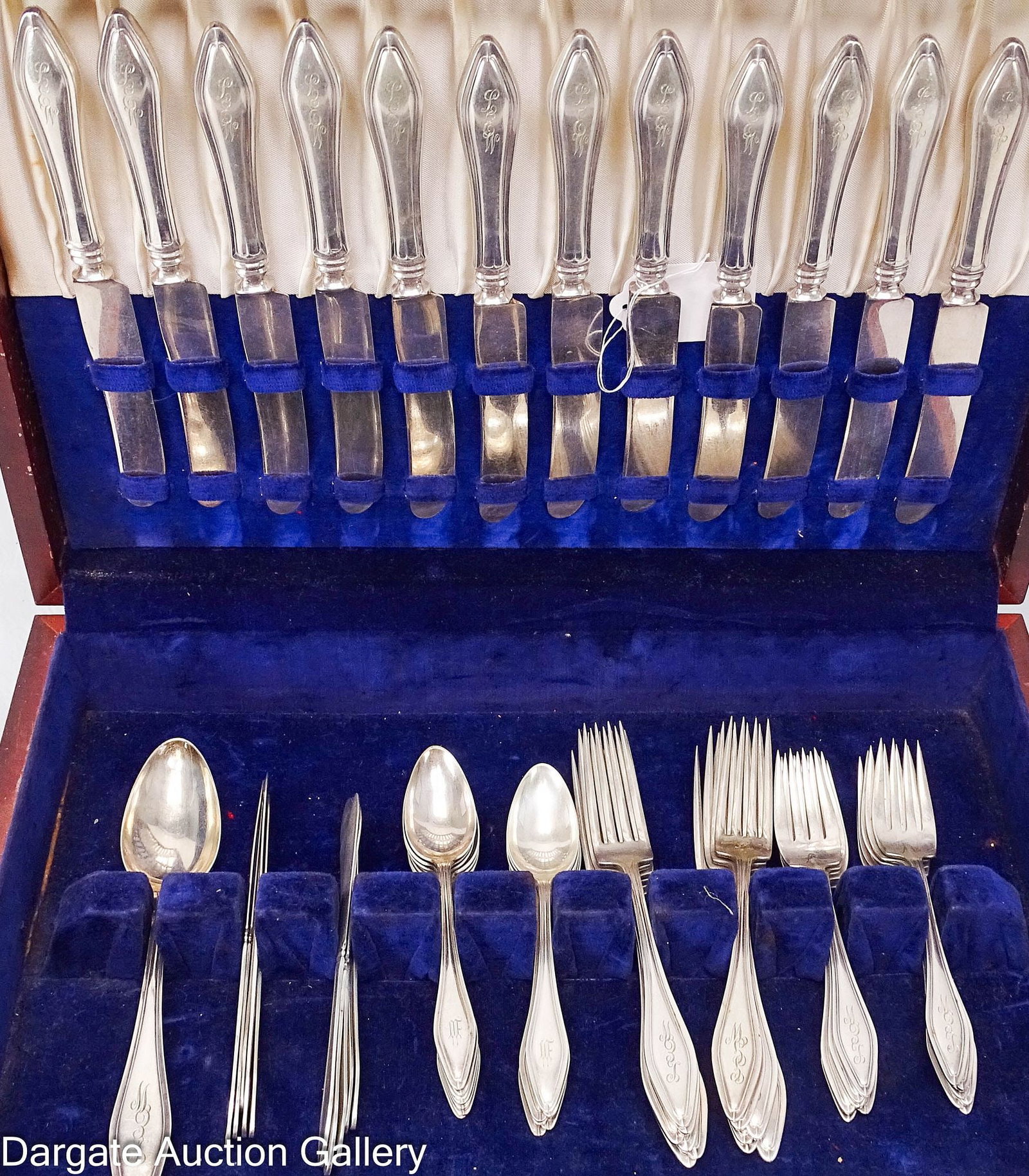 61pc TOWLE MARY CHILTON STERLING FLATWARE (1 of 6)