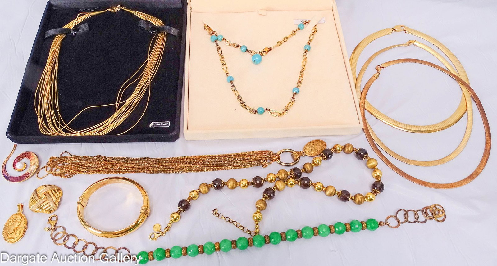 12pc VERONESE STERLING JEWELRY: All pieces marKed [925 V] 18k clad vermeil sterling; includes: (3) Omega necklaces, lobster claw clasps, all approx 18"L, 98.4g Liquid Silver 20-23"L, 33.6g Sterling and green chalcedo