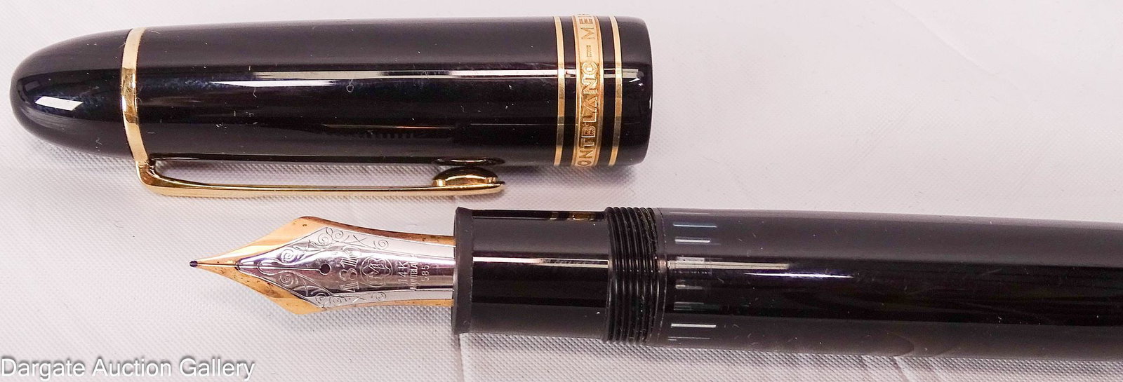 MONT BLANC MEISTERSTUCK No 149 FOUNTAIN PEN: 14k gold nib, working condition unknown, no box included, 5.75"L