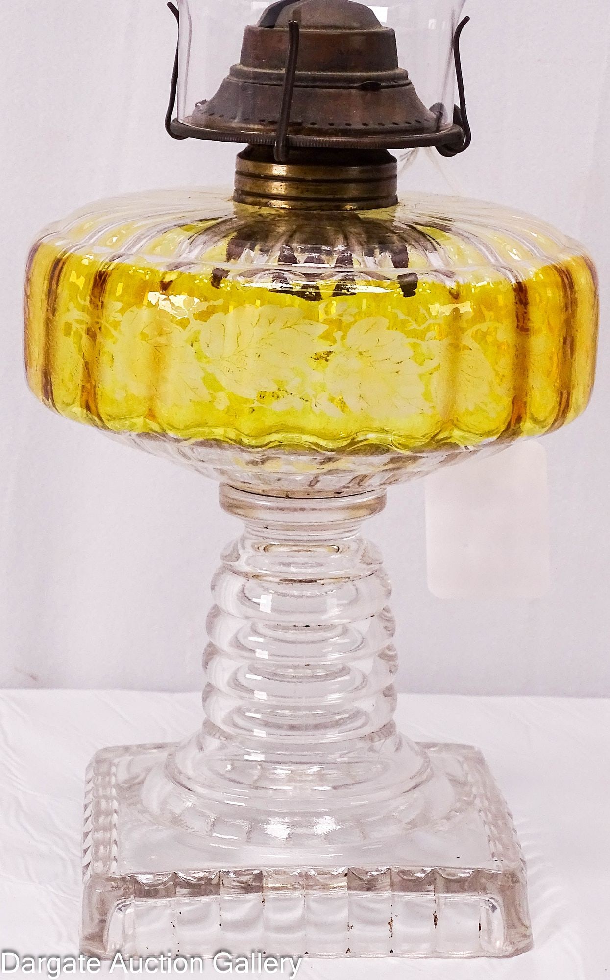 HOBBS OPTIC AMBER STAINED OIL LAMP (1 of 6)