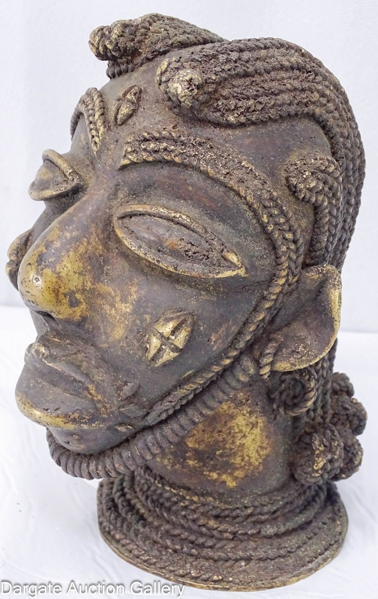 BENIN BRONZE HEAD BUST (1 of 4)