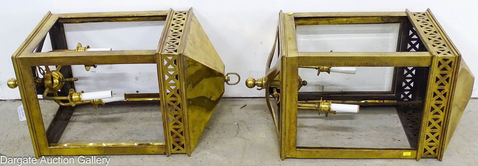 PAIR LARGE CAST BRASS HALL CHANDELIER LIGHTS (1 of 9)