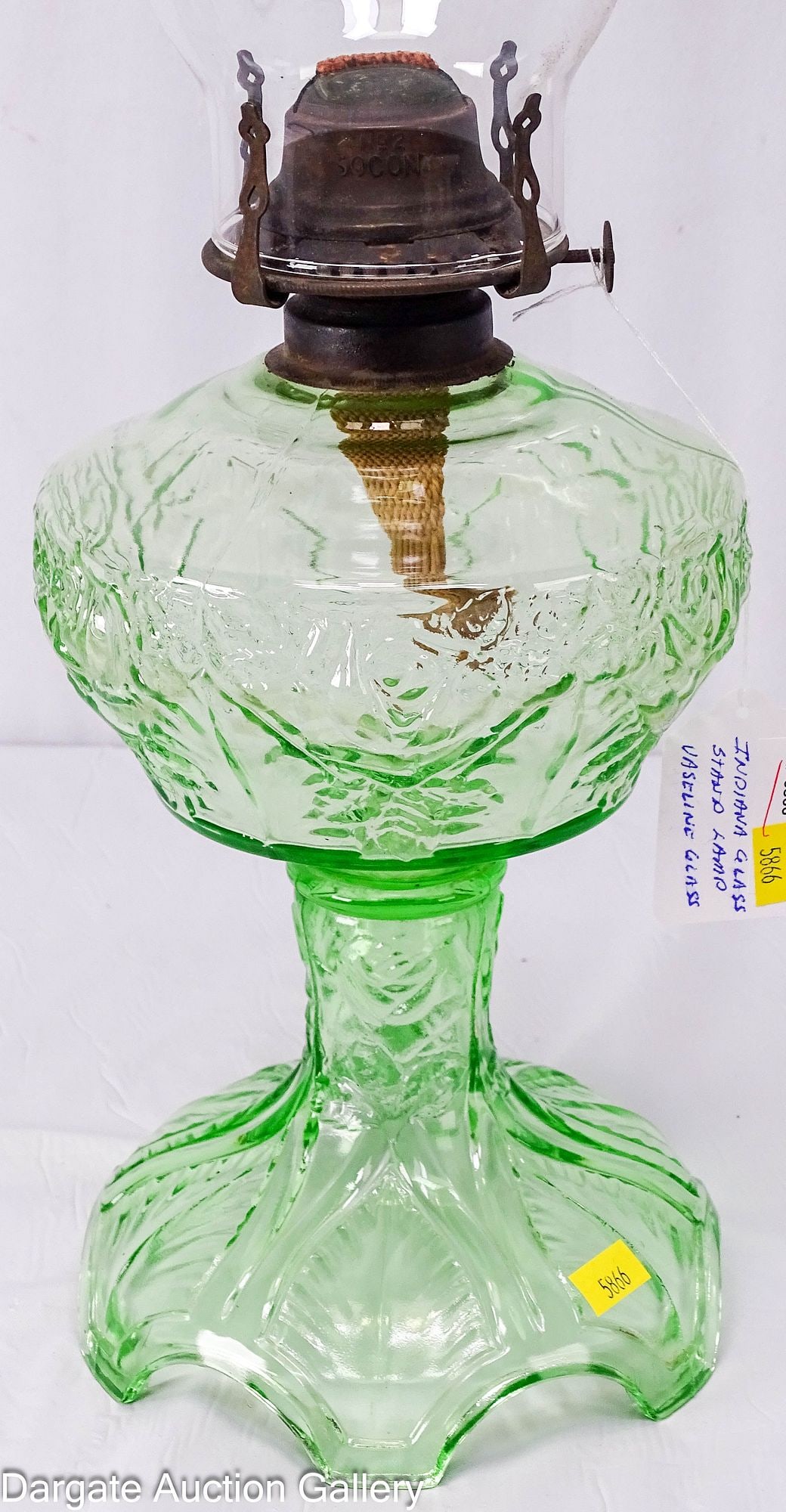 URANIUM VASELINE INDIANA GLASS STAND LAMP (1 of 6)