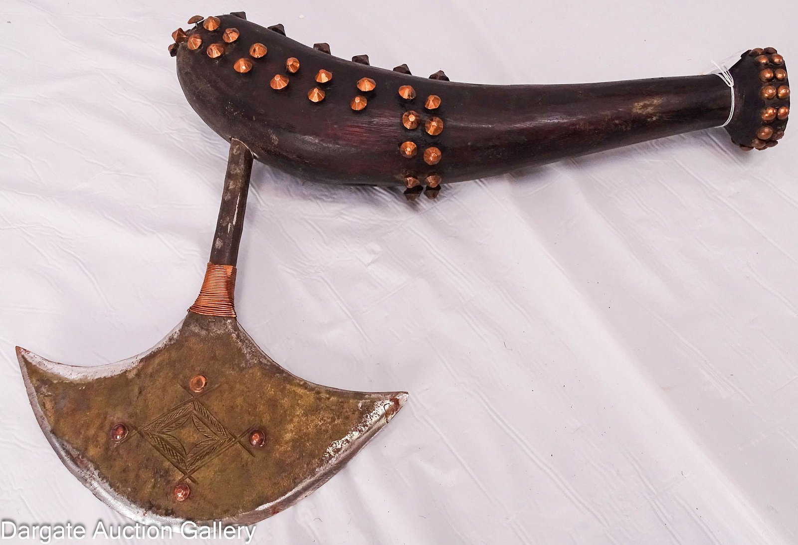 TEKE MFINA AXE PRESTIGE WEAPON (1 of 6)