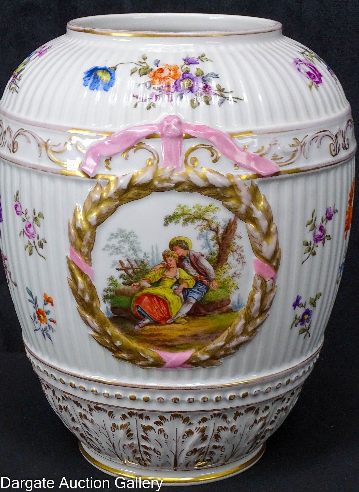 ANTIQUE KPM BERLIN PORCELAIN VASE (1 of 7)