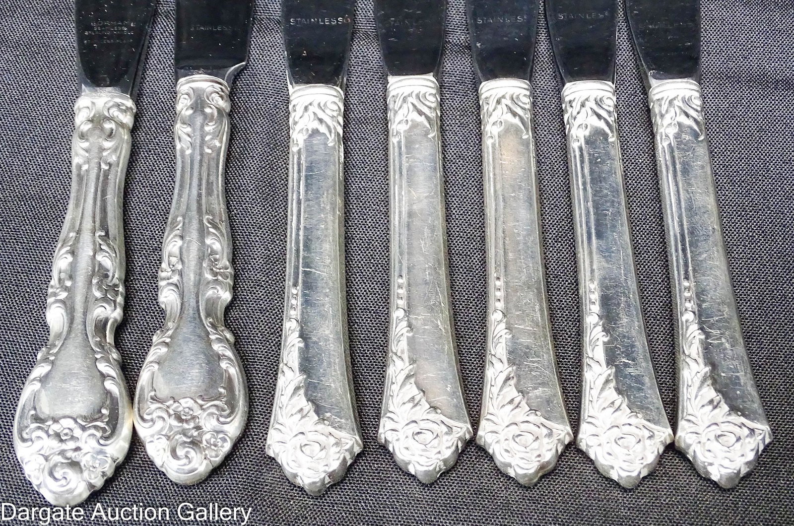 (7) STERLING HANDLED BUTTER SPREADERS (1 of 3)