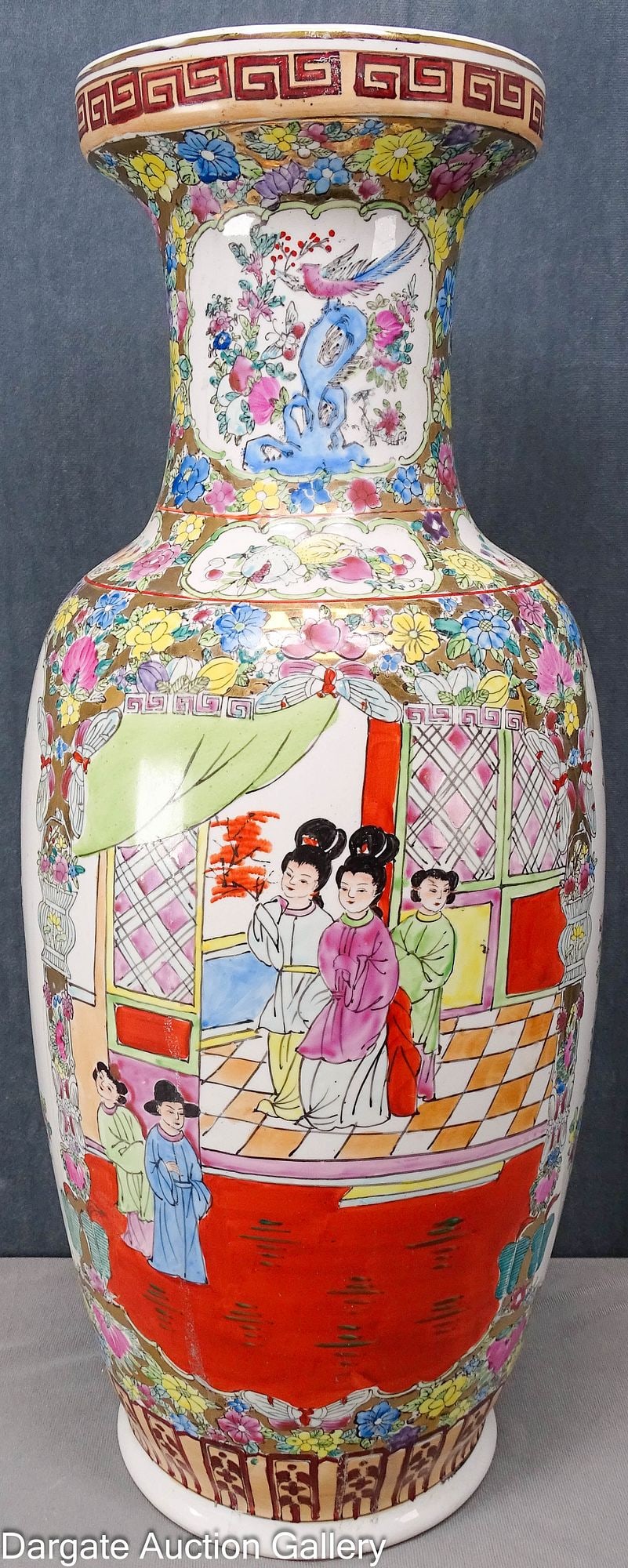 1970s CHINESE ROSE MEDALLION FLOOR VASE (1 of 7)