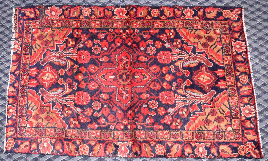 PERSIAN TABRIZ RUG - Measures: 2'10'' x 4'6'' - (1 of 4)