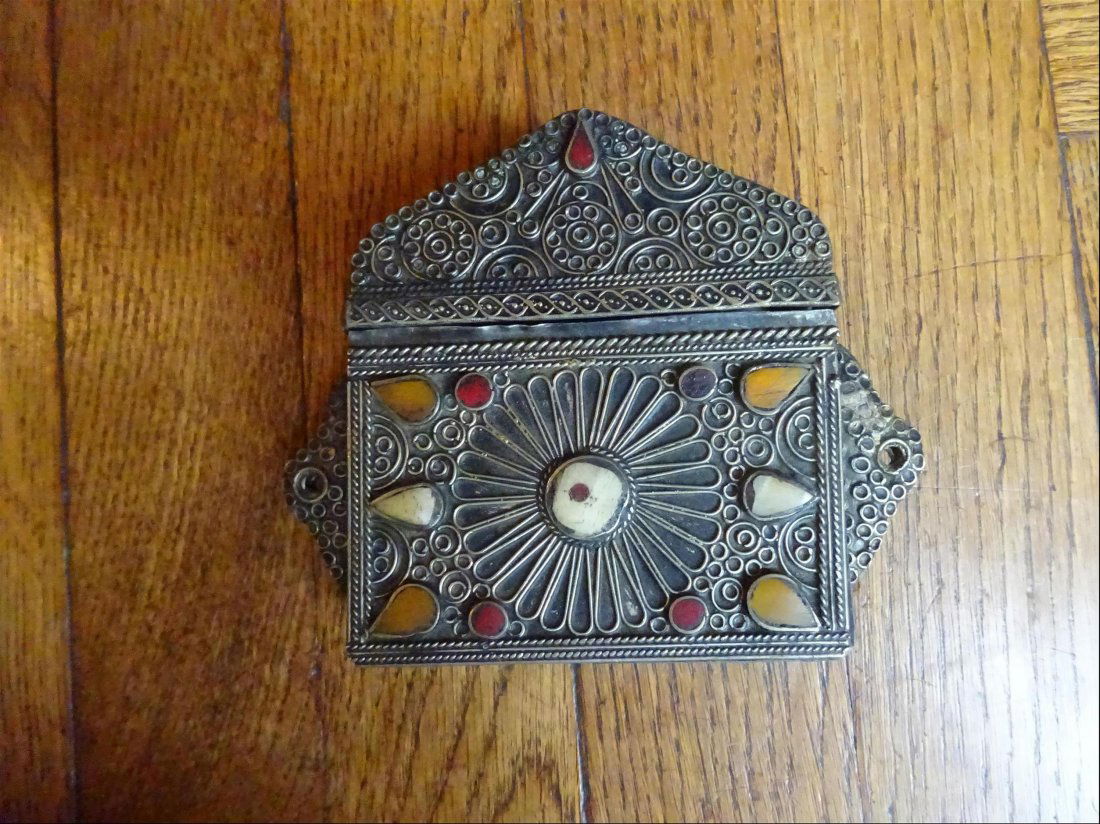 FINE & ANTIQUE BALKAN CARTOUCHIERE: A BALKAN CARTOUCHIERE SET WITH STONES Balkans, 19th century12 x 13 cm