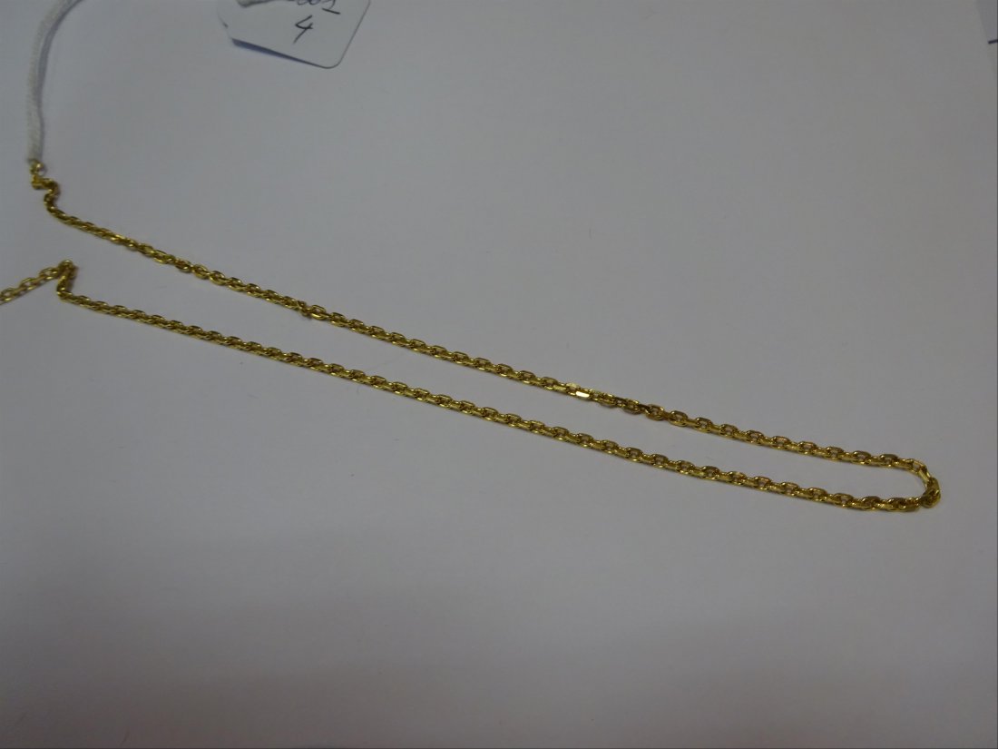 Bijoux: CHAINE en or jaune 18K (750Â°/00) maille forÃ§at limÃ©. Fermoir mousqueton. Longueur :39 cm Poids brut : 8.37 g