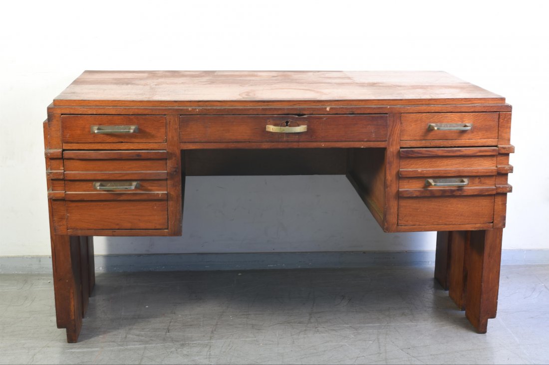 Design: Dans le got d'Andr SORNAY Bureau double caisson moderniste Modle ailettes 140 x 77 x 78 cm