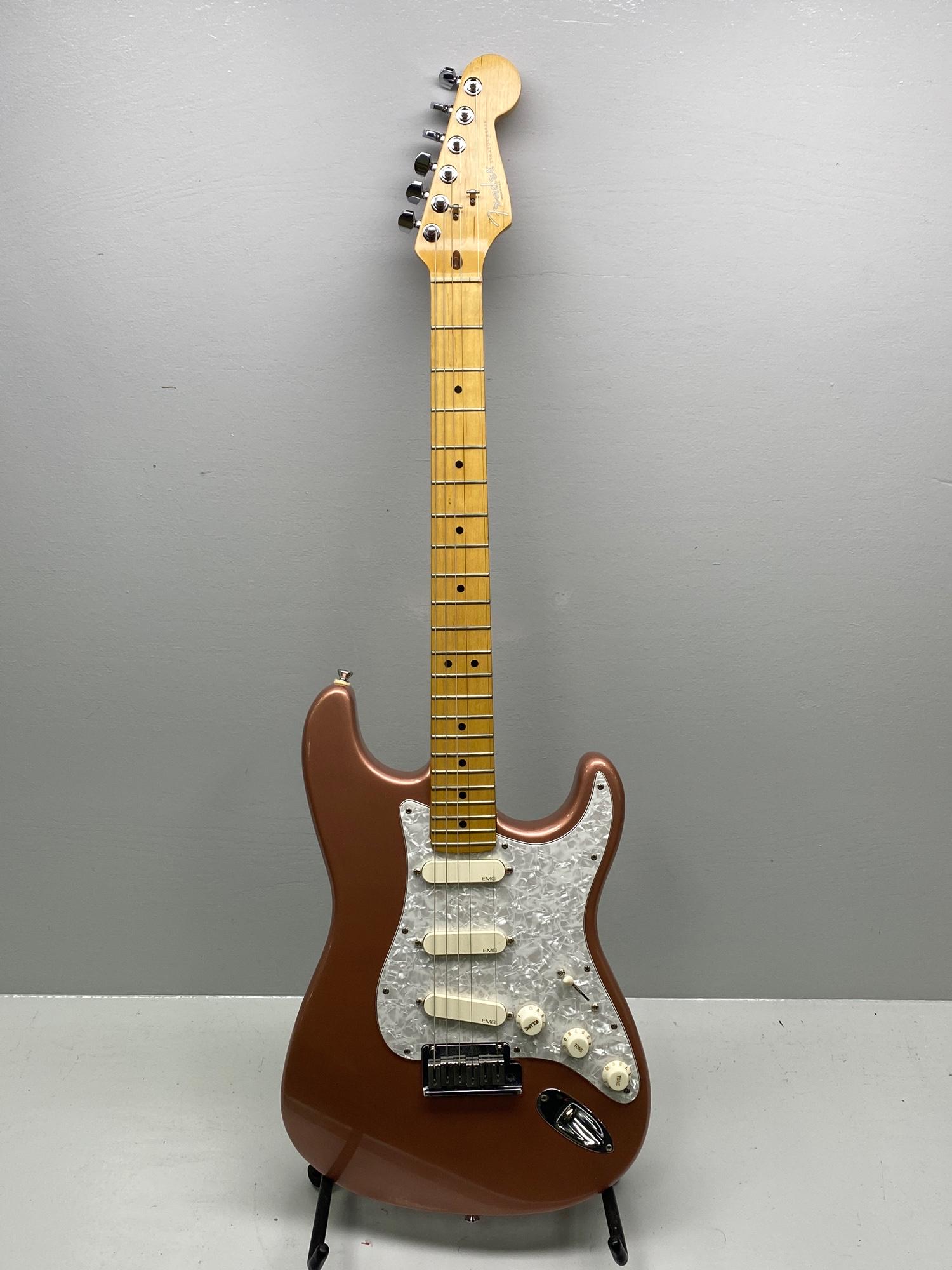 1996 Fender Stratocaster Plus w/EMG Gilmour pickups (1 of 20)