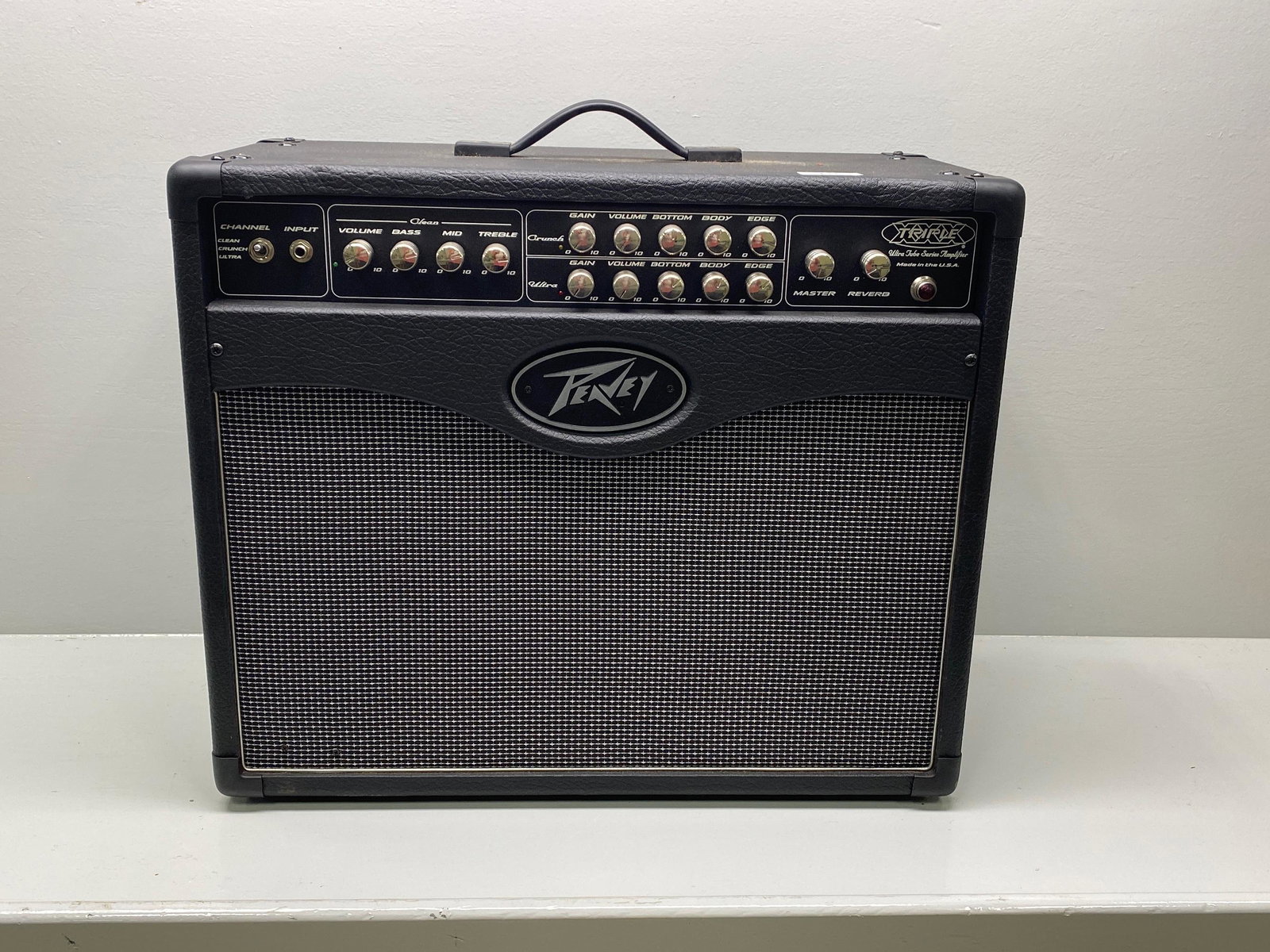 Peavey Triple XXX 112 tube combo amp (1 of 16)