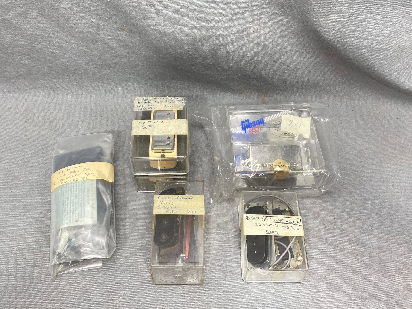 Lot 6 pickups including Rickenbacker, Gibson Les Paul etc. (1 of 5)