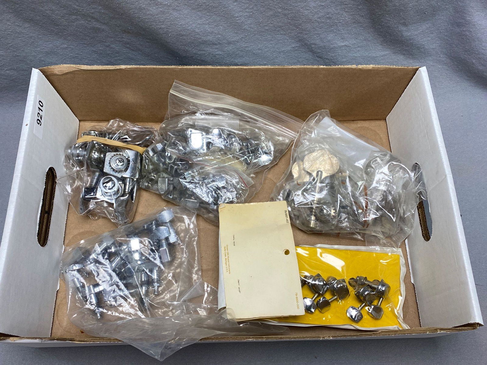 Lot vintage fender guitar, bass machine head tuners (1 of 5)