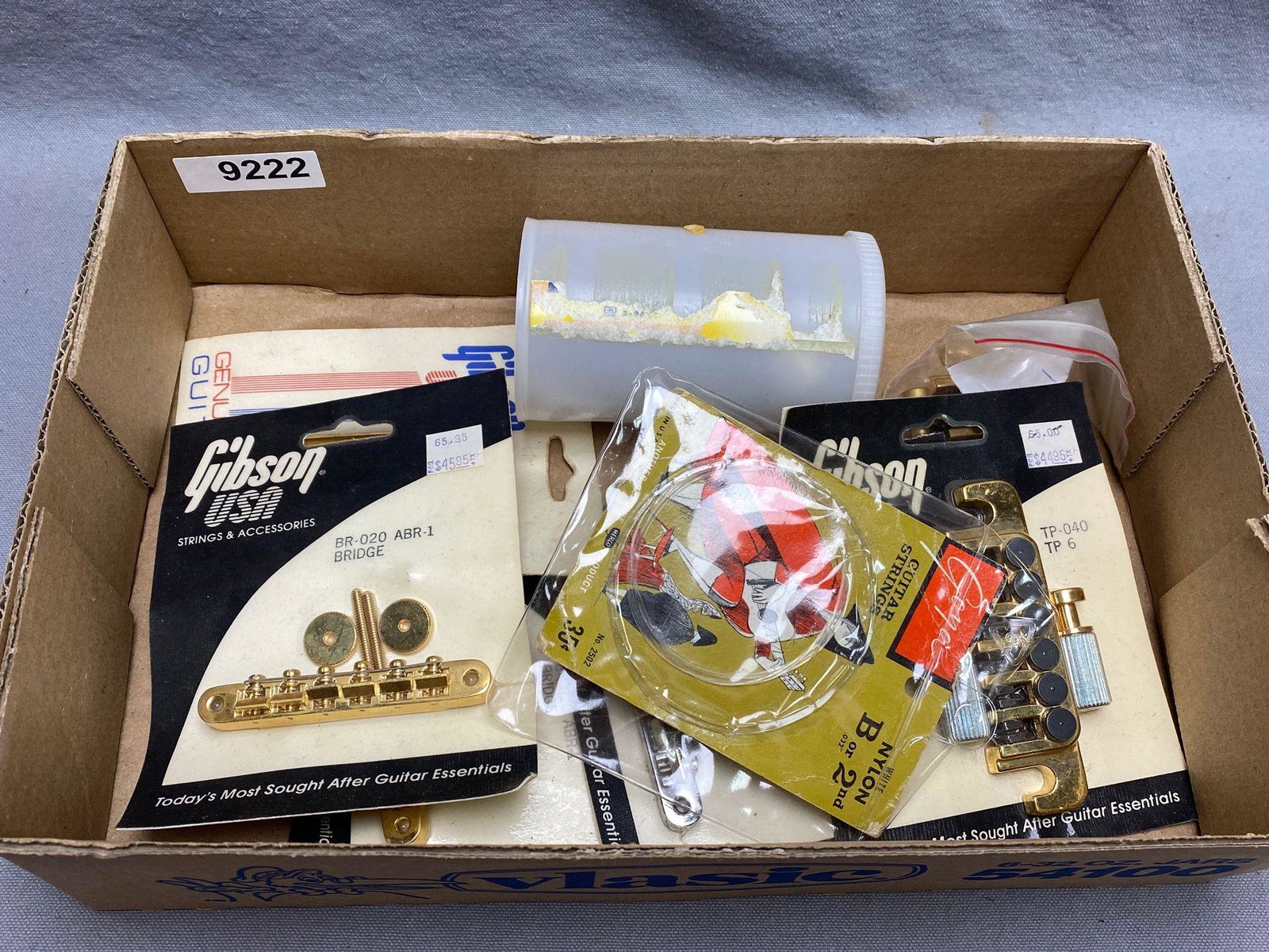 Lot Gibson OEM bridge parts (1 of 3)