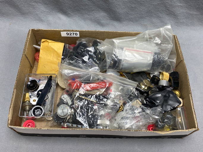 Lot vintage control knobs etc (9270) on Apr 22, 2022 Dixon's
