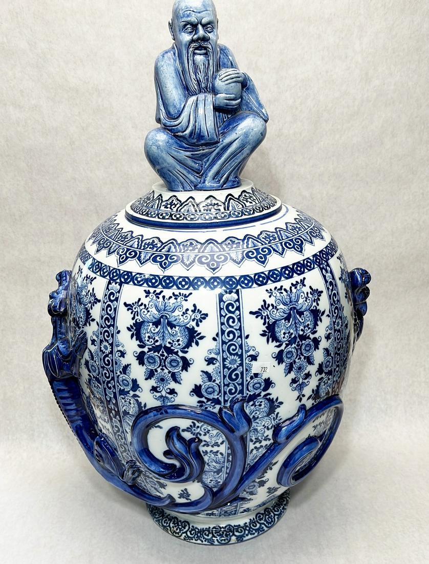 Gien Chinoiserie pottery lidded urn (1 of 13)