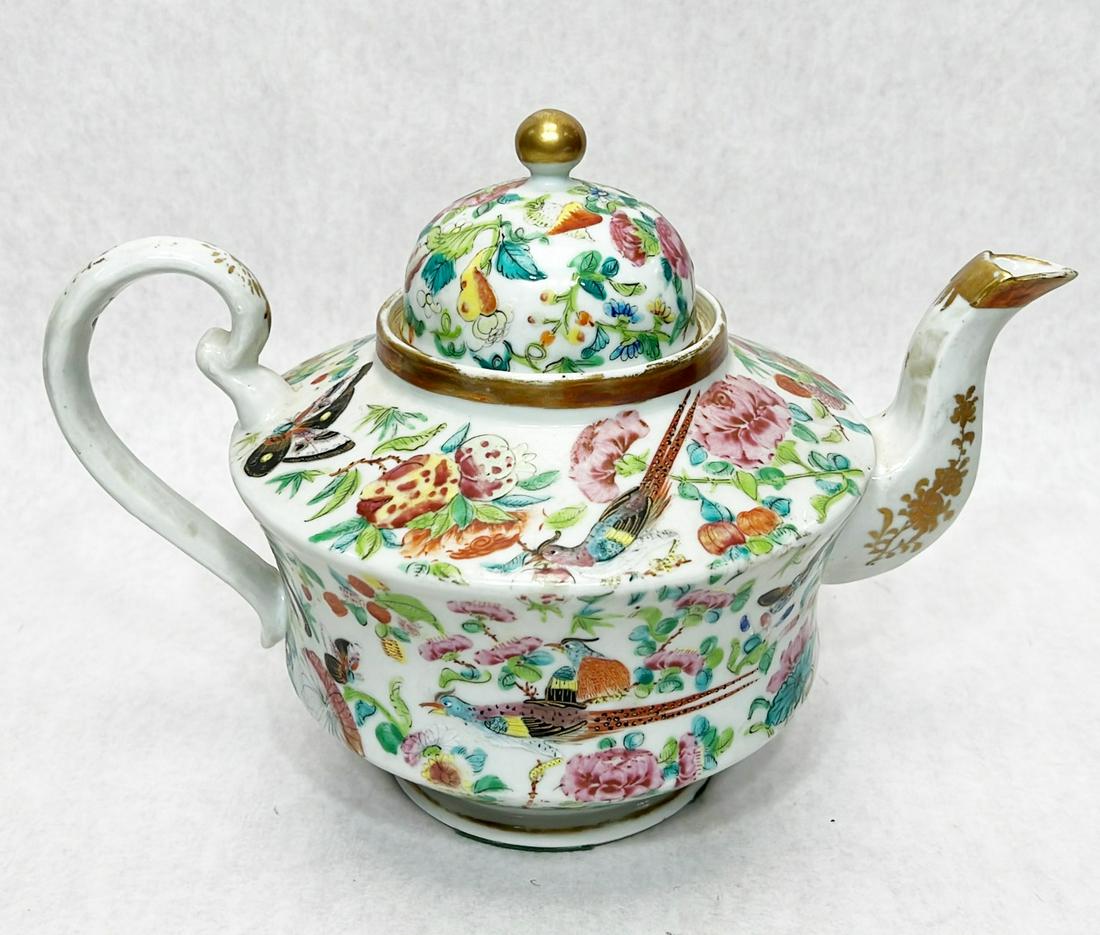 Chinese Export Rose Medallion Teapot (1 of 8)