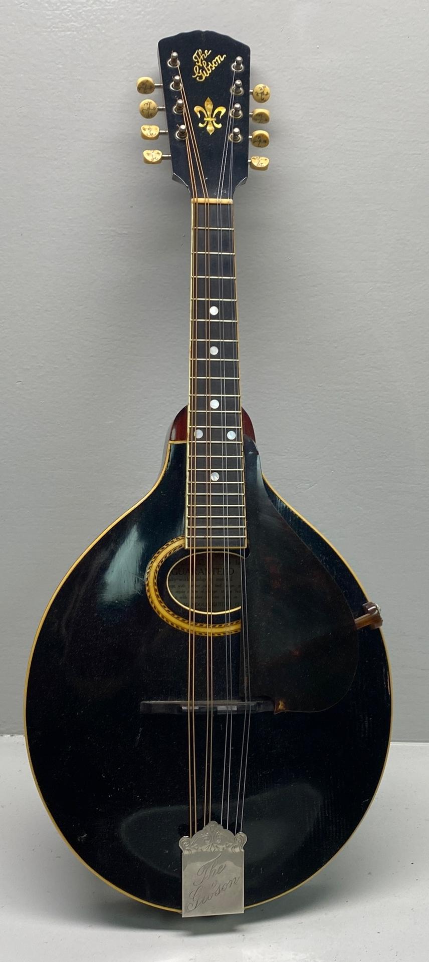 Gibson 1913 A-4 Mandolin (1 of 13)