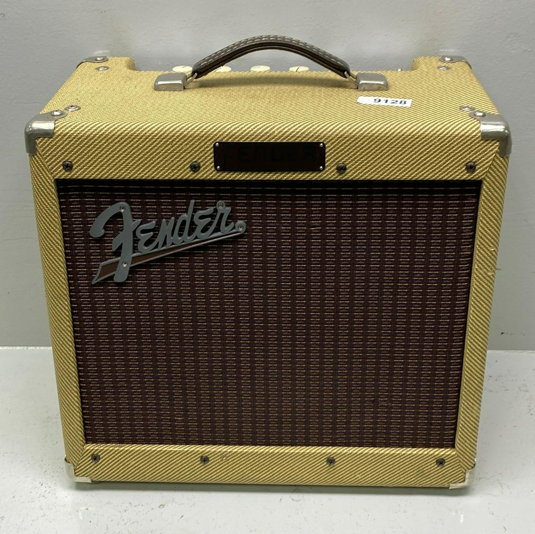 Peavey Classic 20 Tube Amplifier (1 of 10)