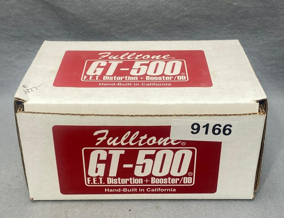 Fulltone Gt-500 Distortion Pedal (1 of 2)