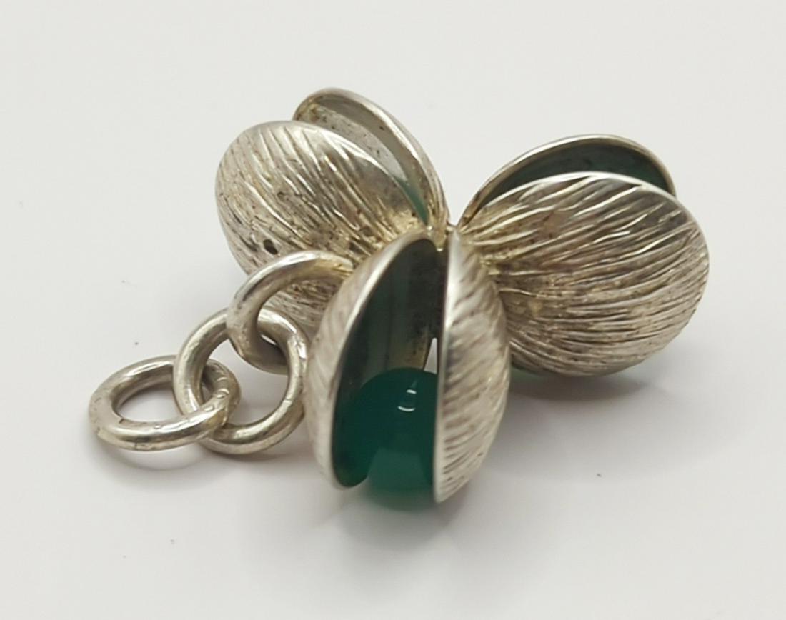 KUPITTAAN KULTA; Modernist Sterling Silver Shell Pendant (1 of 5)