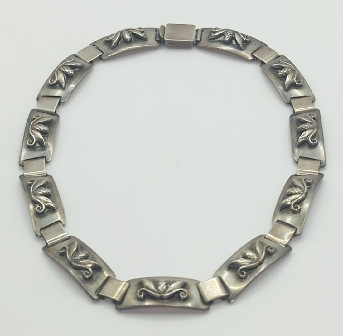 LAURENCE FOSS; Modernist Sterling Silver Necklace (1 of 7)
