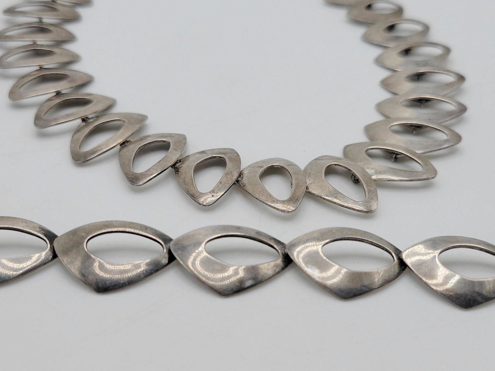 THOMAS SKAT RORDAN; Modernist Sterling Silver Jewelry Suite (1 of 5)
