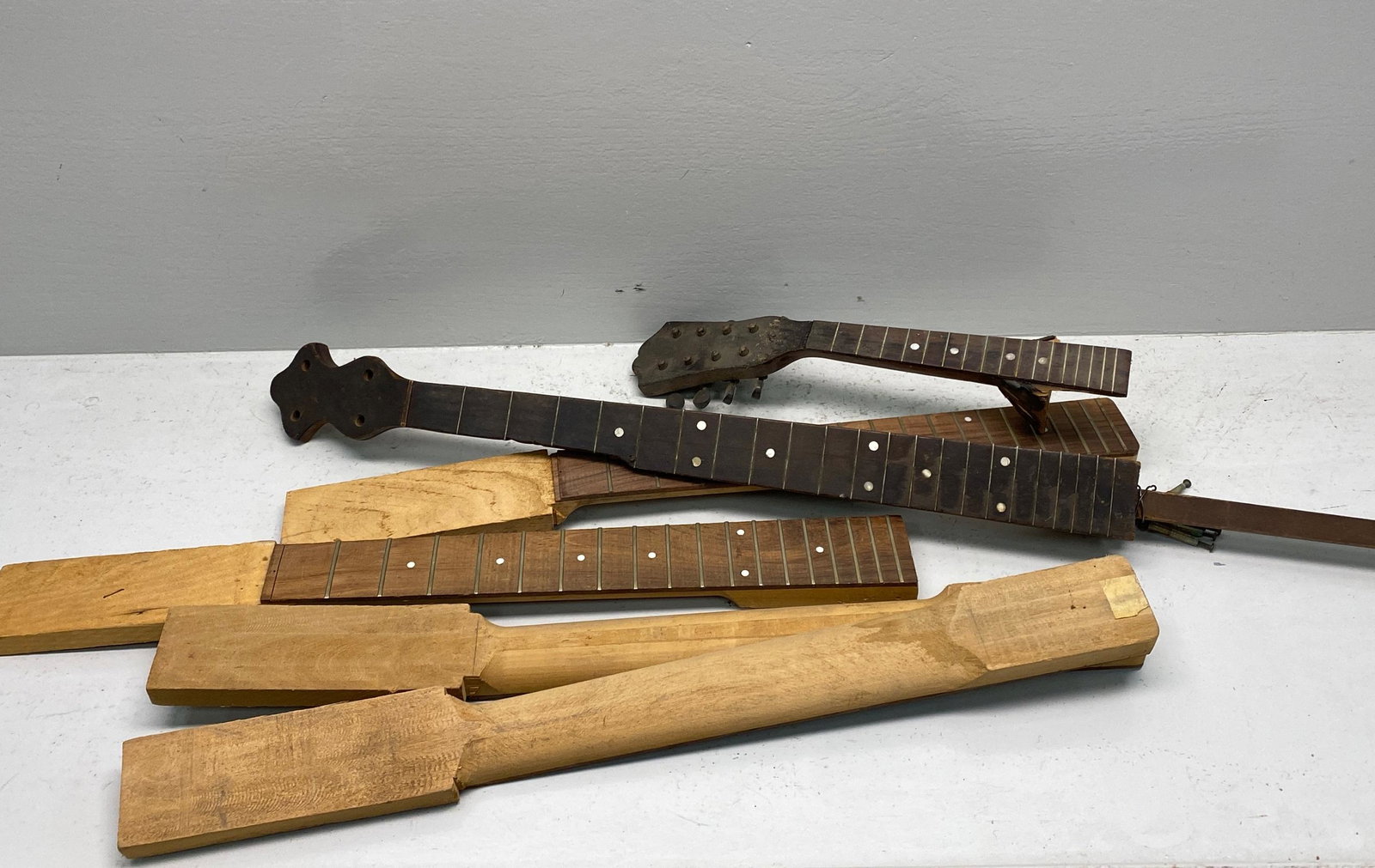 Lot Of Guitar And Banjo Necks (1 of 4)