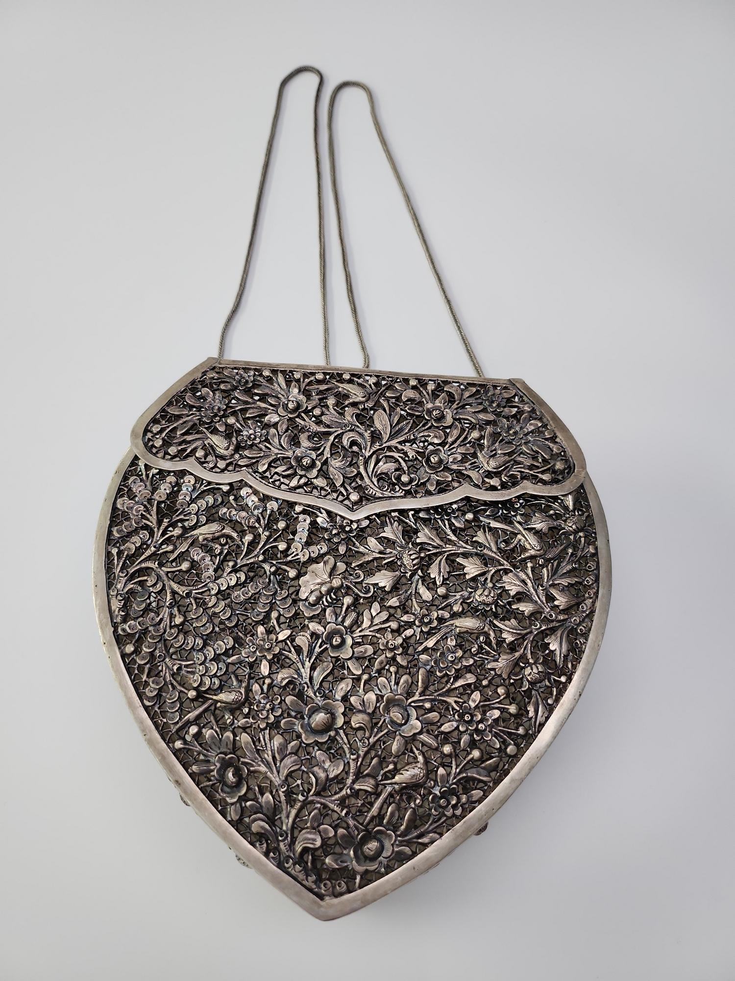 Silver Filigree Vintage Purse 14.8 ozt. (6 1/2 x 6 1/2 approx.) (1 of 5)