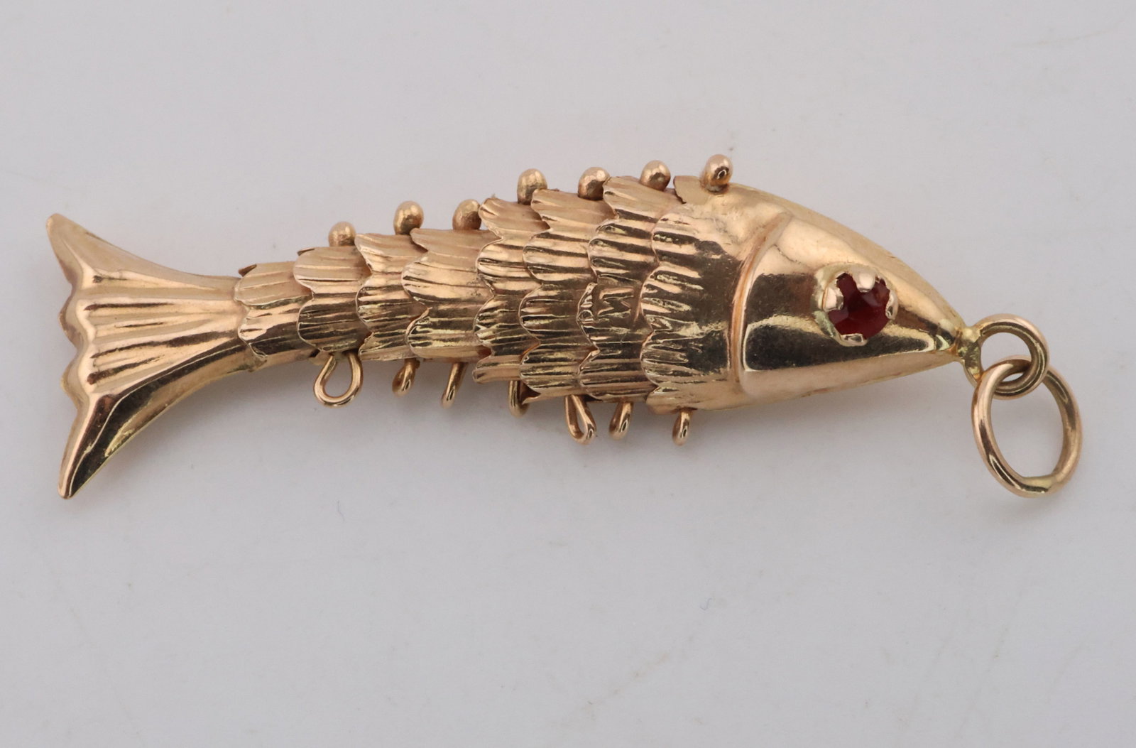14k Gold Articulated Fish Pendant with Ruby Eyes 0.9g (1 of 5)