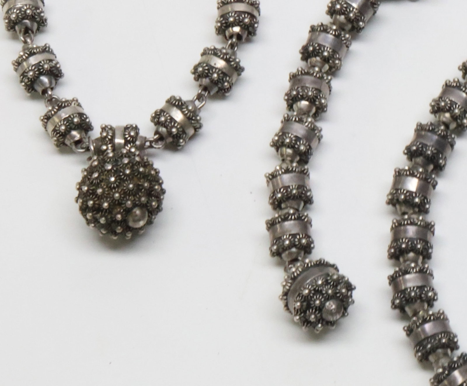 RAFAEL DOMINGUEZ, MEXICO; Modernist Sterling Necklace And Bracelet (1 of 3)