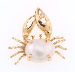 14k Gold Pearl & Diamond Crab Pendant 2.5g