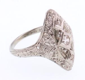 18k Gold Vintage Filigree 0.25 ct Diamond Ring 3.9g