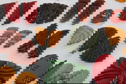 (8) Vintage Bakelite/Catalin Belt Buckles & (7) Pairs of Sweater Clips