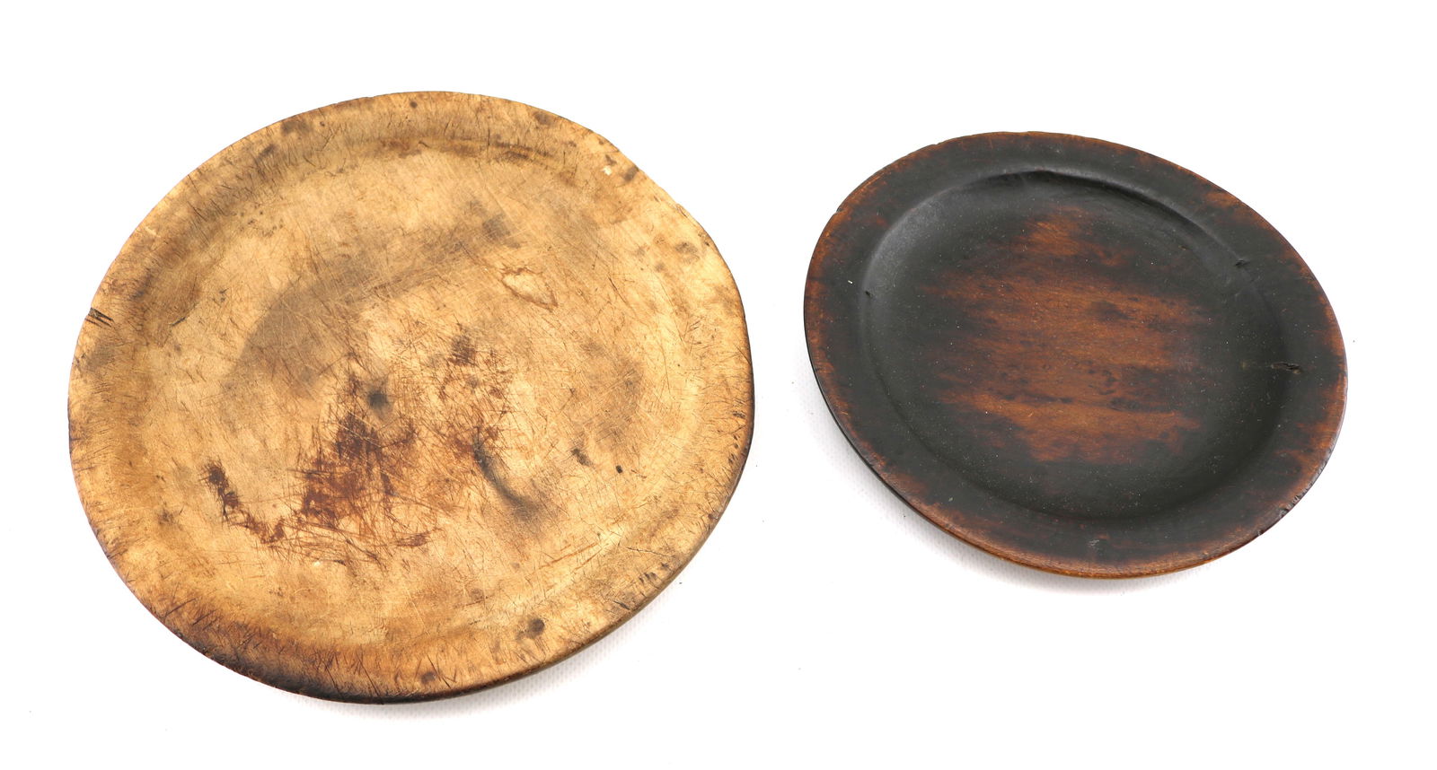 (2) Early Treenware 7.5-inch and 9.5-inch Tavern Dishes (1 of 5)